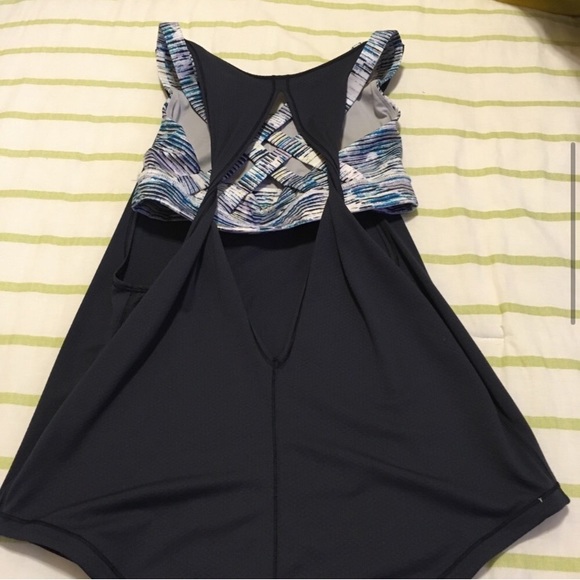 Lululemon Top - Picture 2 of 4